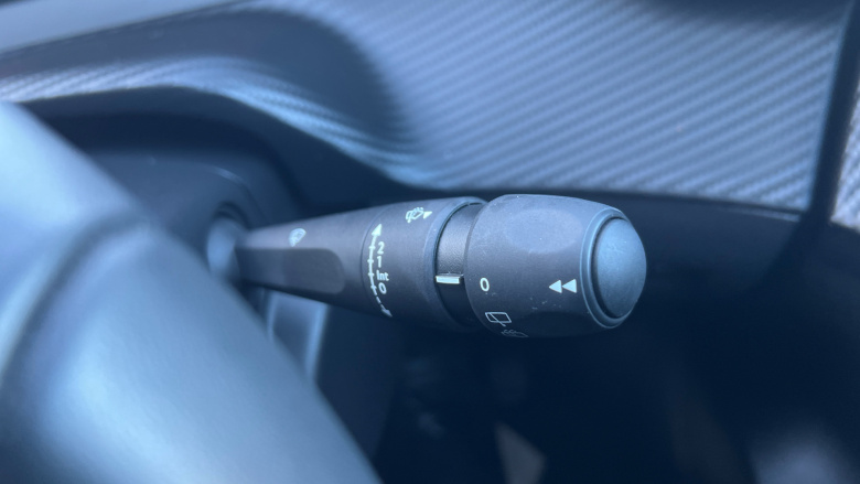 Peugeot 208 1.2 PureTech 100 Active Premium 5dr Petrol Hatchback